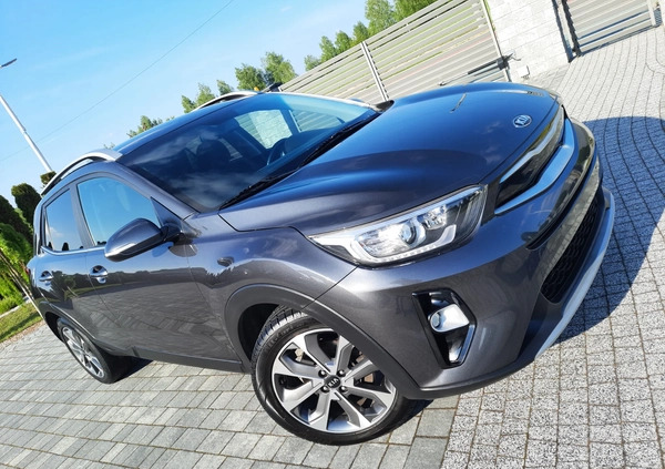 Kia Stonic cena 59800 przebieg: 93000, rok produkcji 2019 z Trzemeszno małe 497